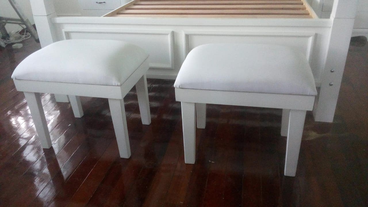 White bedroom set thumbnail 4