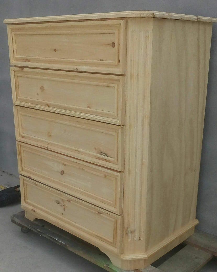 Natural pinewood 5-drawer chest