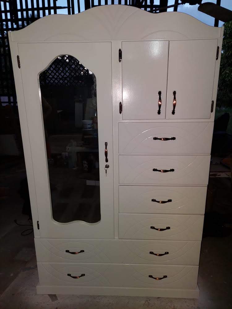 Wardrobe 4ft × 6½ft